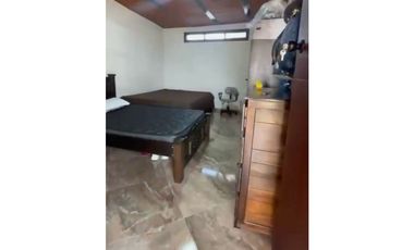 Casa campestre con piscina en venta - Santa Elena El Cerrito Valle