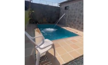 Casa campestre con piscina en venta - Santa Elena El Cerrito Valle