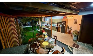 Casa campestre con piscina en venta - Santa Elena El Cerrito Valle