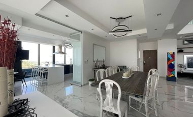 Renta de Exclusivo Penthouse Amueblado