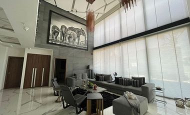 Renta de Exclusivo Penthouse Amueblado