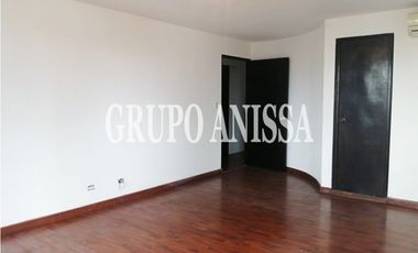 Se Vende Apartamento en Marbella.