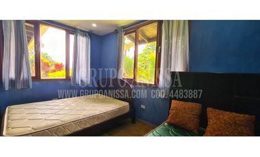 Se Vende Hermosa Casa en Altos del Maria COD. 448----