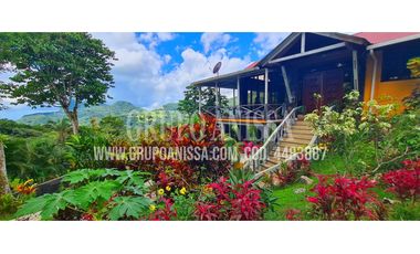 Se Vende Hermosa Casa en Altos del Maria COD. 448----