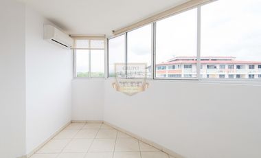 Apartamento en Venta en Llano Bonito! 3 Recámaras, 67 m²