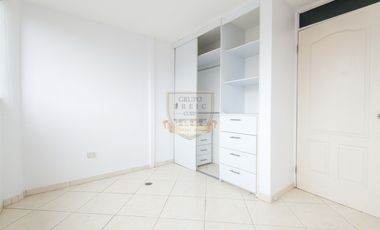 Apartamento en Venta en Llano Bonito! 3 Recámaras, 67 m²