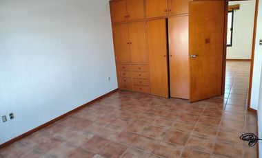 Casa en renta en Miguel Hidalgo Resid. Alamillos atras de Nissan Mega de A.López Mateos