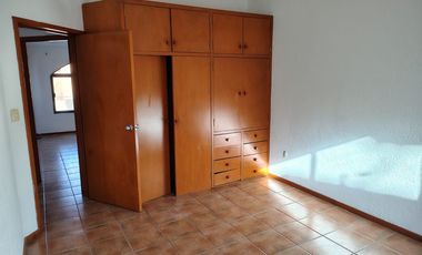 Casa en renta en Miguel Hidalgo Resid. Alamillos atras de Nissan Mega de A.López Mateos