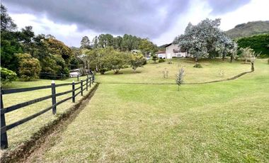 CASA CAMPESTRE EN TABLACITO