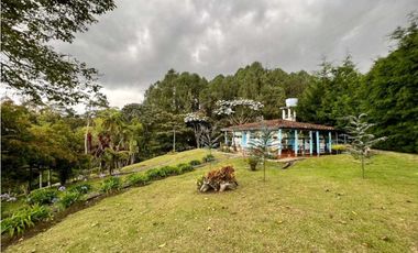 CASA CAMPESTRE EN TABLACITO