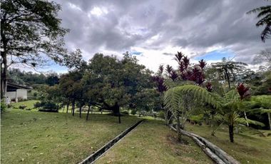 CASA CAMPESTRE EN TABLACITO