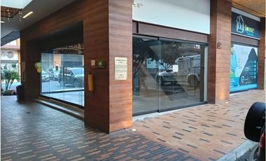 SE VENDE O PERMUTA LOCAL EN LA CEJA SE RECIBE HASTA 50% MALL CANTARRAN
