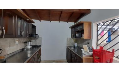 Venta de propiedad esquinera en Copacabana, Antioquia