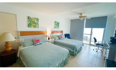 Venta Apartaestudio Amoblado en Coronado Frente al Mar