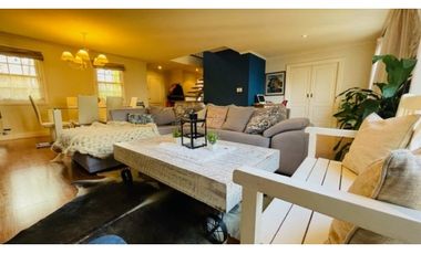 VENTA CHALET 4 AMBIENTES