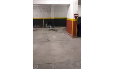 VENTA COCHERA CUBIERTA CENTRO