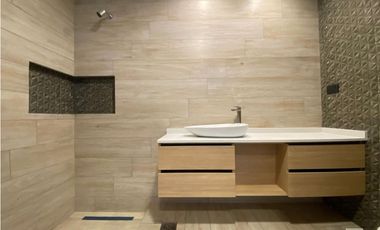 VENTA CASA 3 AMBIENTES CON QUINCHO