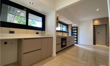 VENTA CASA 3 AMBIENTES CON QUINCHO