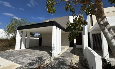 Casa en Venta en Privada Residencial en Conkal, Yucatán