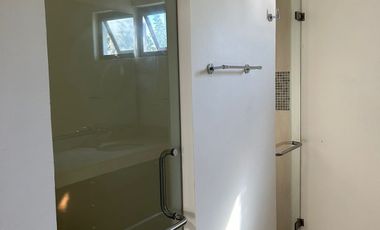 Casa en Renta amueblada, paneles, Privada Allegra, Sta Gertrudis , Cabo  Norte
