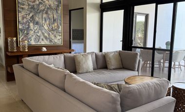 Casa en Renta amueblada, paneles, Privada Allegra, Sta Gertrudis , Cabo  Norte