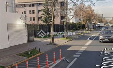 Oficina en Arriendo en Casi esquina Ricardo Lyon