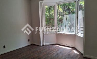 Oficina en Arriendo en Casi esquina Ricardo Lyon