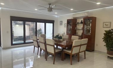 CASA ÚNICA EN VENTA EN RESIDENCIAL VIA CUMBRES CANCUN COLDWELL BANKER