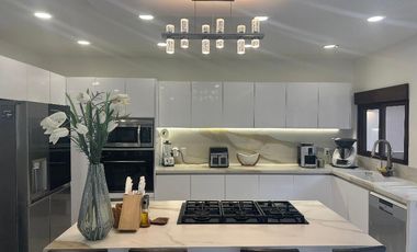 CASA ÚNICA EN VENTA EN RESIDENCIAL VIA CUMBRES CANCUN COLDWELL BANKER
