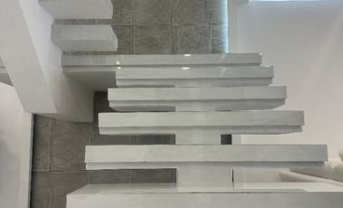 CASA ÚNICA EN VENTA EN RESIDENCIAL VIA CUMBRES CANCUN COLDWELL BANKER