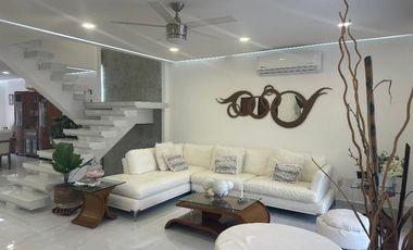 CASA ÚNICA EN VENTA EN RESIDENCIAL VIA CUMBRES CANCUN COLDWELL BANKER