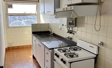 IMPECABLE 2 amb con balcón en Escalada Centro - Apto Crédito - OPORTUNIDAD!!!