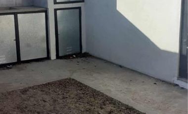 Casa en venta - 3 Dormitorios 1 Baño - Cocheras - 80Mts2 - Mar del Tuyú