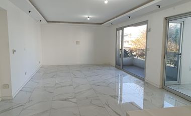 Departamento 4 ambientes con cochera en Villa Sarmiento - Excelente oportunidad