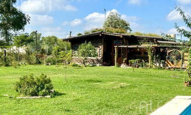Casa en  Chacras de Canning en Amplio Terreno