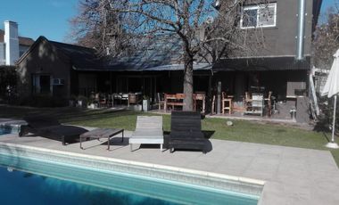 Casa en Venta en Barrio San Manuel, Pilar GBA Norte - 12 ambientes