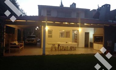 VENTA - Casa 2 Dorm, Lago Mari-Menuco, Neuquen.