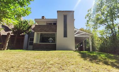 VENTA - Casa 2 Dorm, Lago Mari-Menuco, Neuquen.