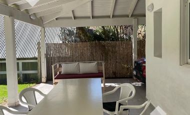 VENTA - Casa 2 Dorm, Lago Mari-Menuco, Neuquen.