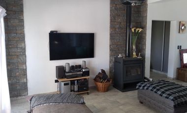 Casa en venta - 3 Dormitorios 2 Baños - 803Mts2 - Guernica