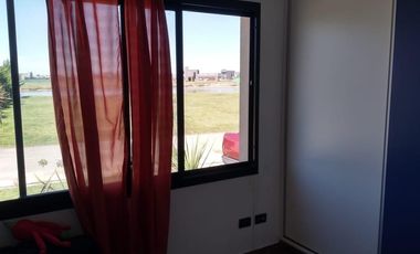 Casa en venta - 3 Dormitorios 2 Baños - 803Mts2 - Guernica