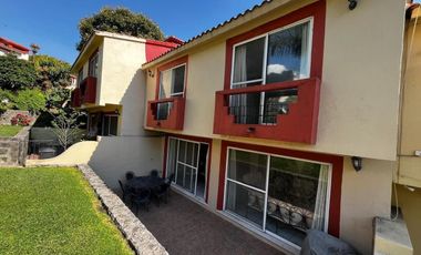Casa en fraccionamiento privado con alberca