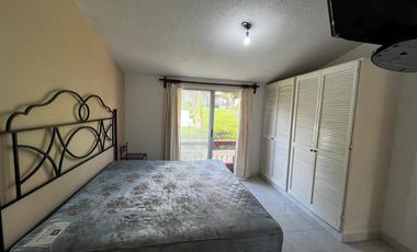 Casa en fraccionamiento privado con alberca