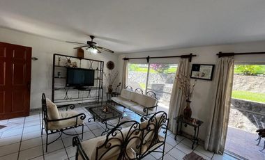 Casa en fraccionamiento privado con alberca