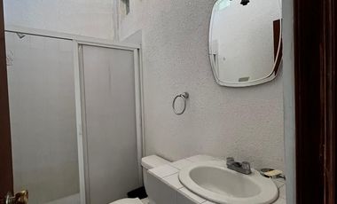 Casa en fraccionamiento privado con alberca
