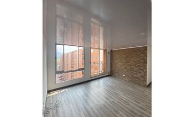 En Arriendo Apartamento en Madrid - Conjunto Provenzal
