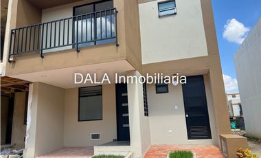 SE VENDE CASA EN COTA, CONJUNTO QUINTAS DE TOLEDO, INMOBILIARIAS COTA