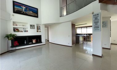 Rentamos hermosa casa en Chía !!