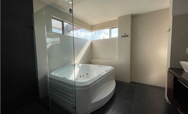 Rentamos hermosa casa en Chía !!