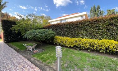 Rentamos hermosa casa en Chía !!